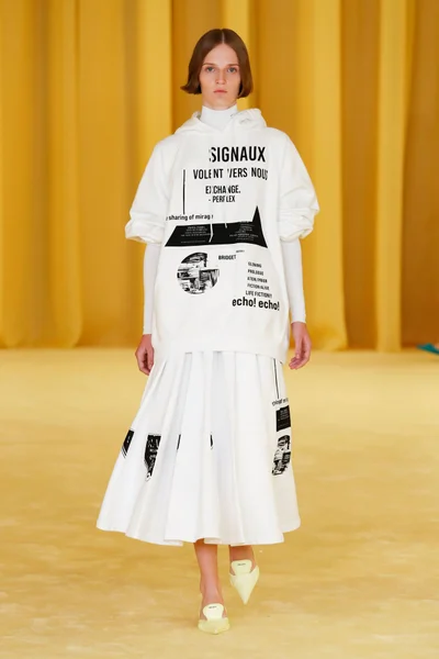 Look 23
